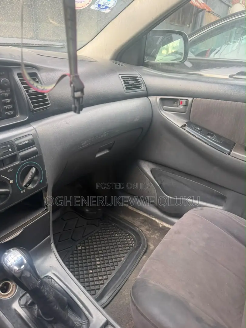 Toyota Corolla 2003 Black