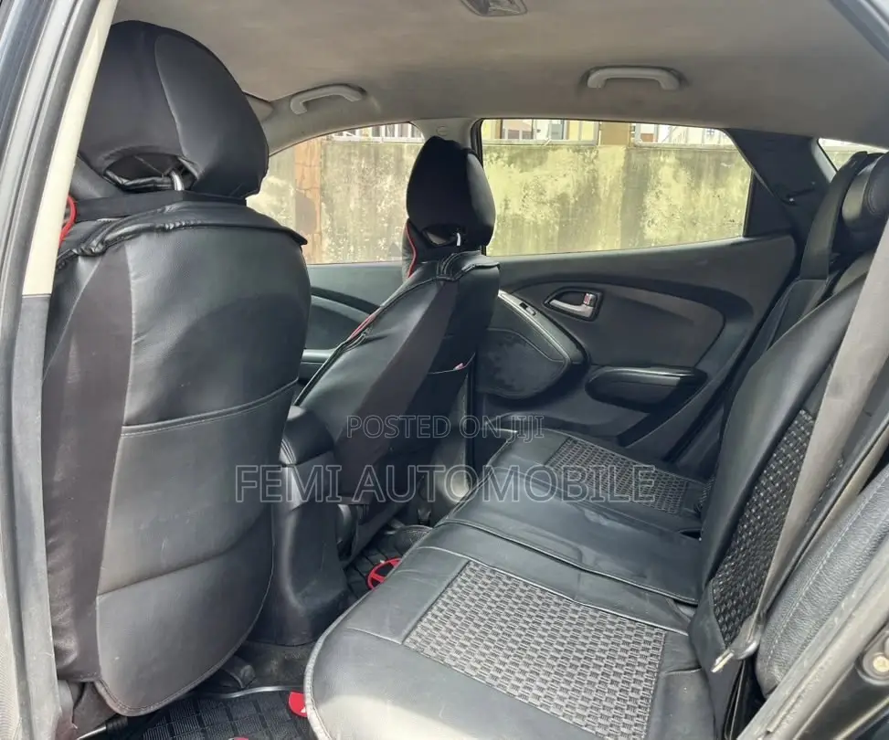 Hyundai Ix35 2012 Black