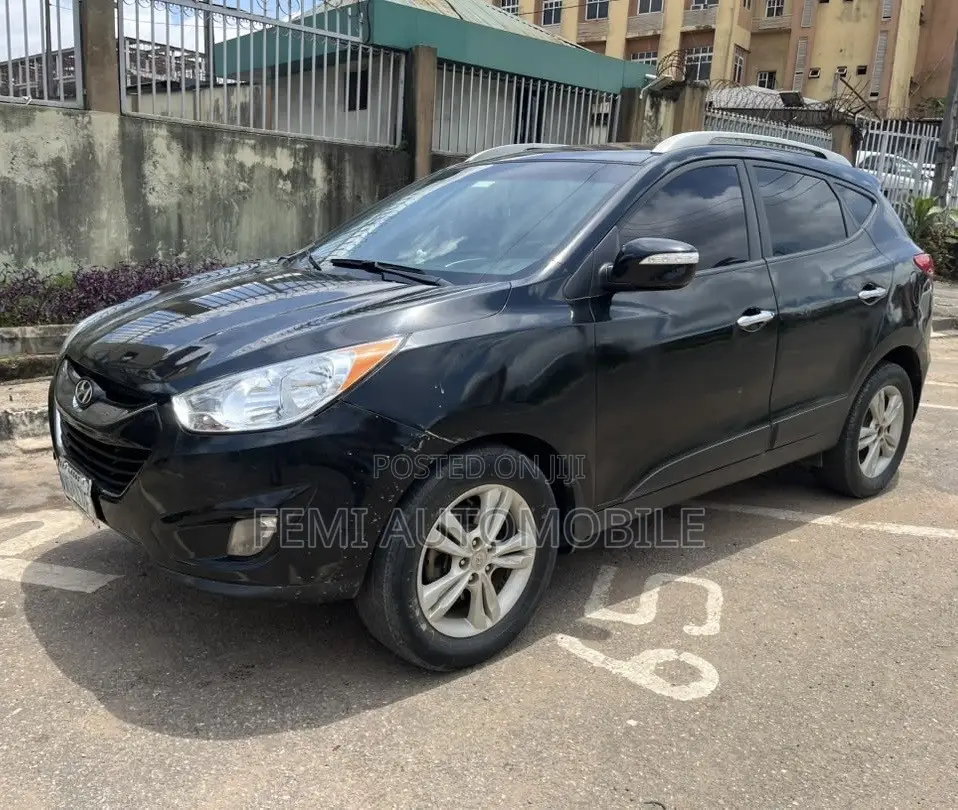 Hyundai Ix35 2012 Black