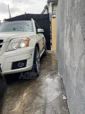 Mercedes-Benz GLK-Class 350 4MATIC 2011 White