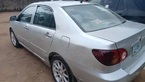 Toyota Corolla 1.6 Sedan 2002 Silver