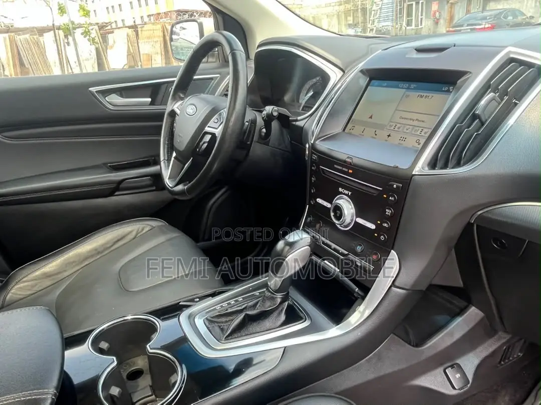 Ford Edge 2018 Gold