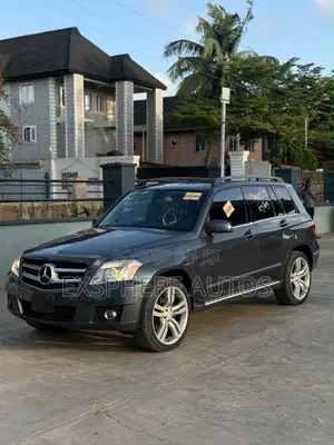 Mercedes-Benz GLK-Class 2010 Gray