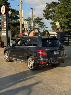 Mercedes-Benz GLK-Class 2010 Gray