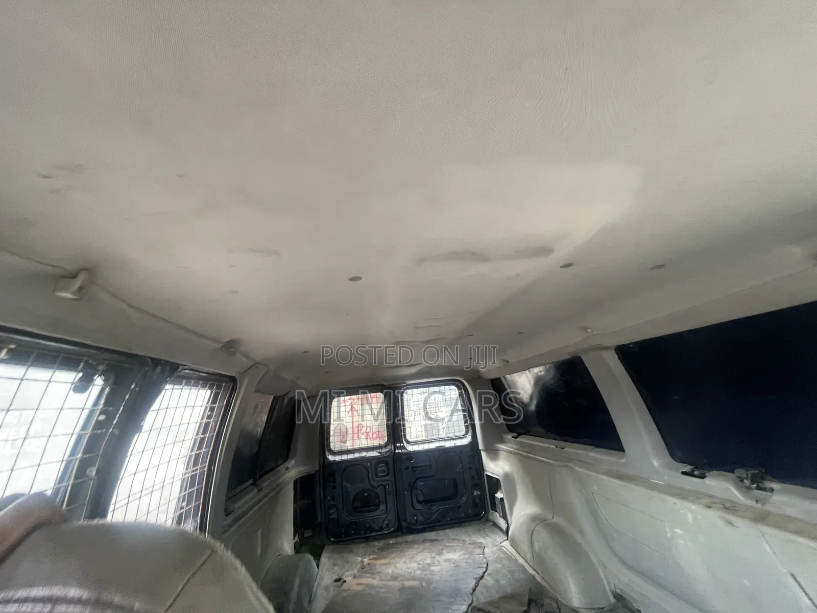 Ford E250 2001 Blue