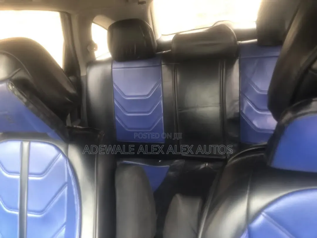 Honda CR-V 2010 Gray