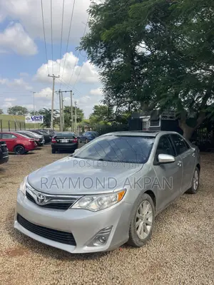 Toyota Camry 2012 Silver