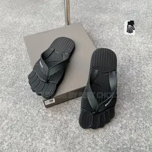 Balenciaga Luxury Slippers. Size 40 - 45