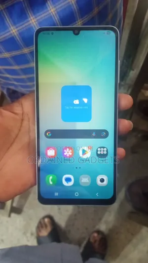 Samsung Galaxy A06 128 GB Gray