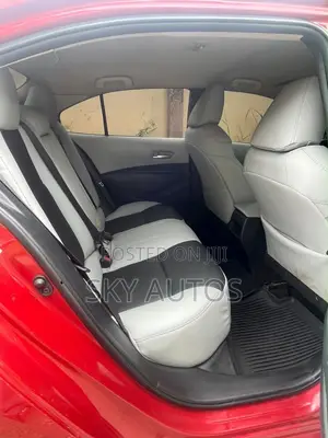 Toyota Corolla SE 2020 Red