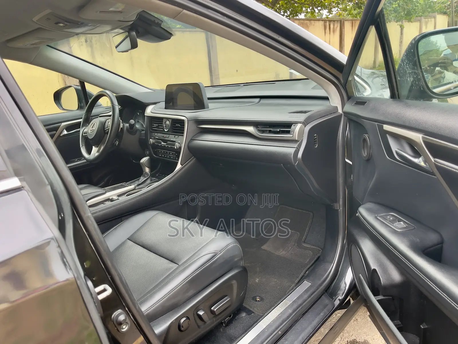 Lexus RX 2021 Black