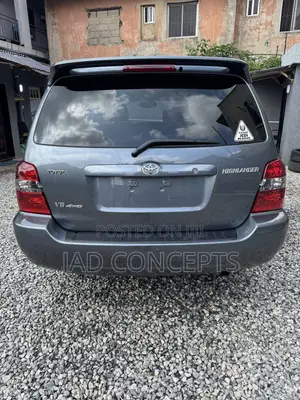 Toyota Highlander Limited V6 2005 Blue