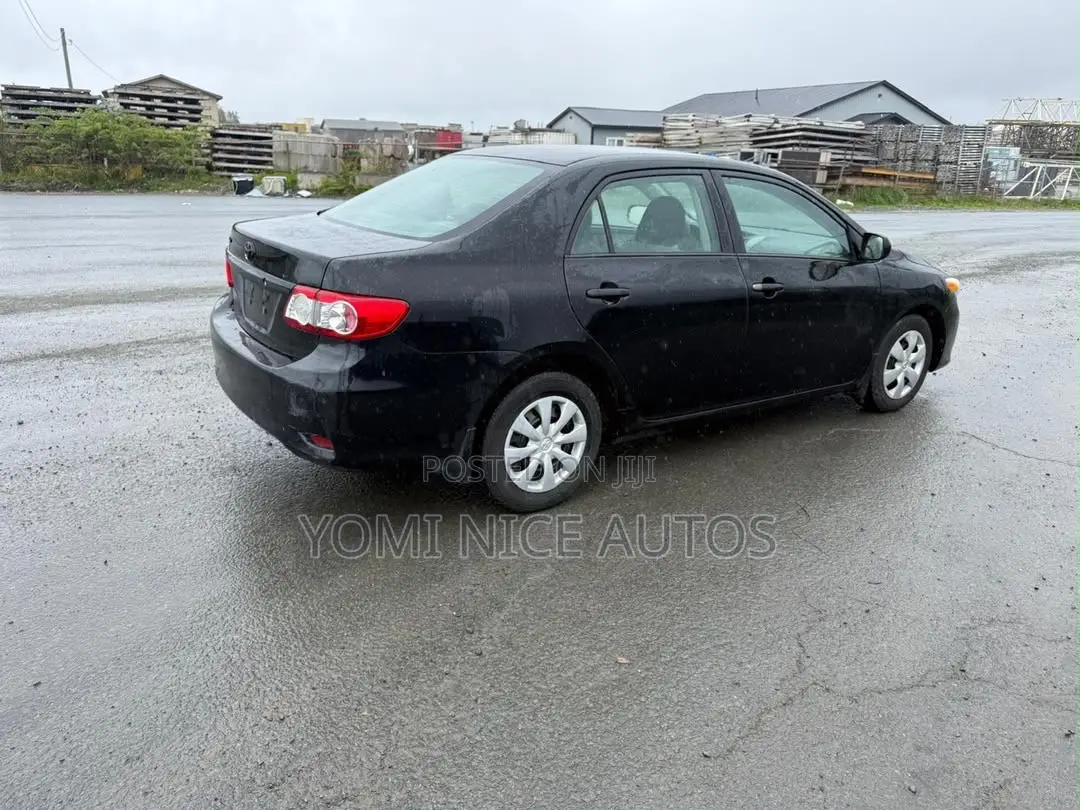 Toyota Corolla 2013 Black