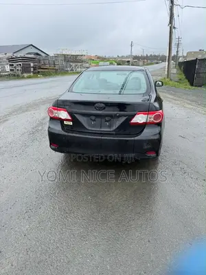 Toyota Corolla 2013 Black