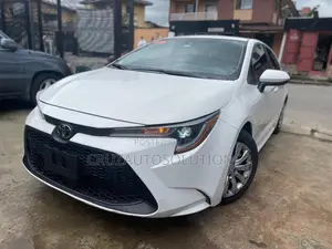 Toyota Corolla 2023 White