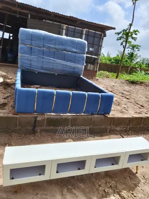 Padding Bedframe