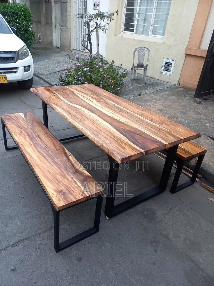 Padding Bedframe
