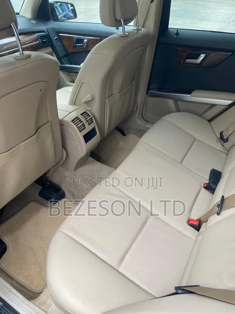 Mercedes-Benz GLK-Class 2012 Black