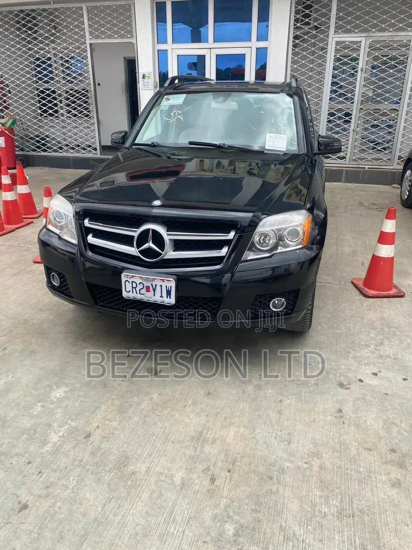 Mercedes-Benz GLK-Class 2012 Black