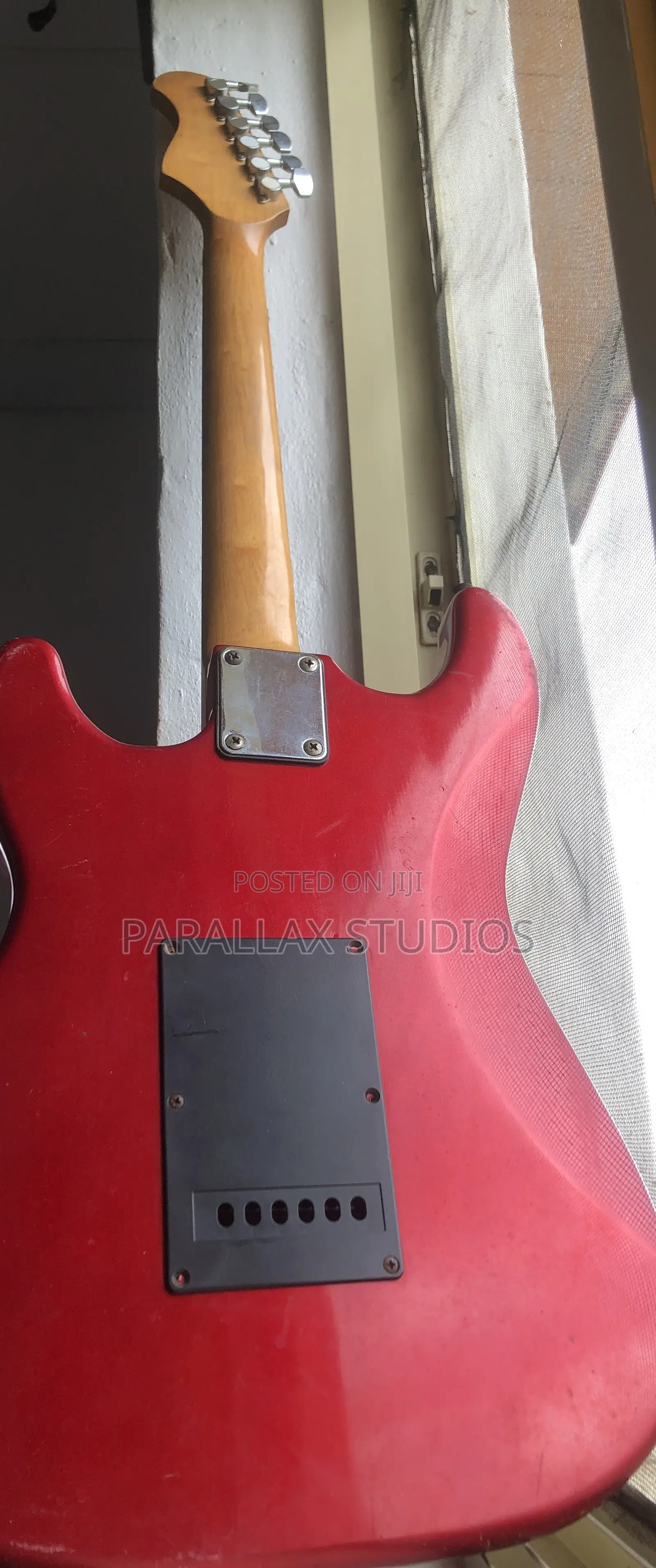 Electric Lead Guitar for Professional, Intermediate and Beginners