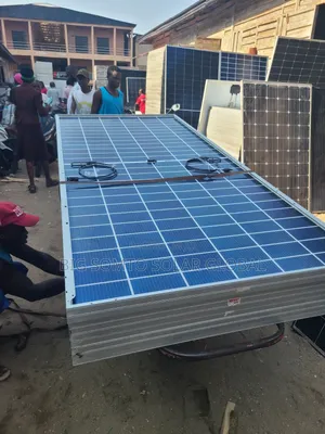 700watts Jinko Solar Panel