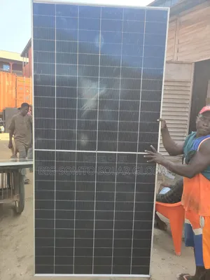 700watts Jinko Solar Panel