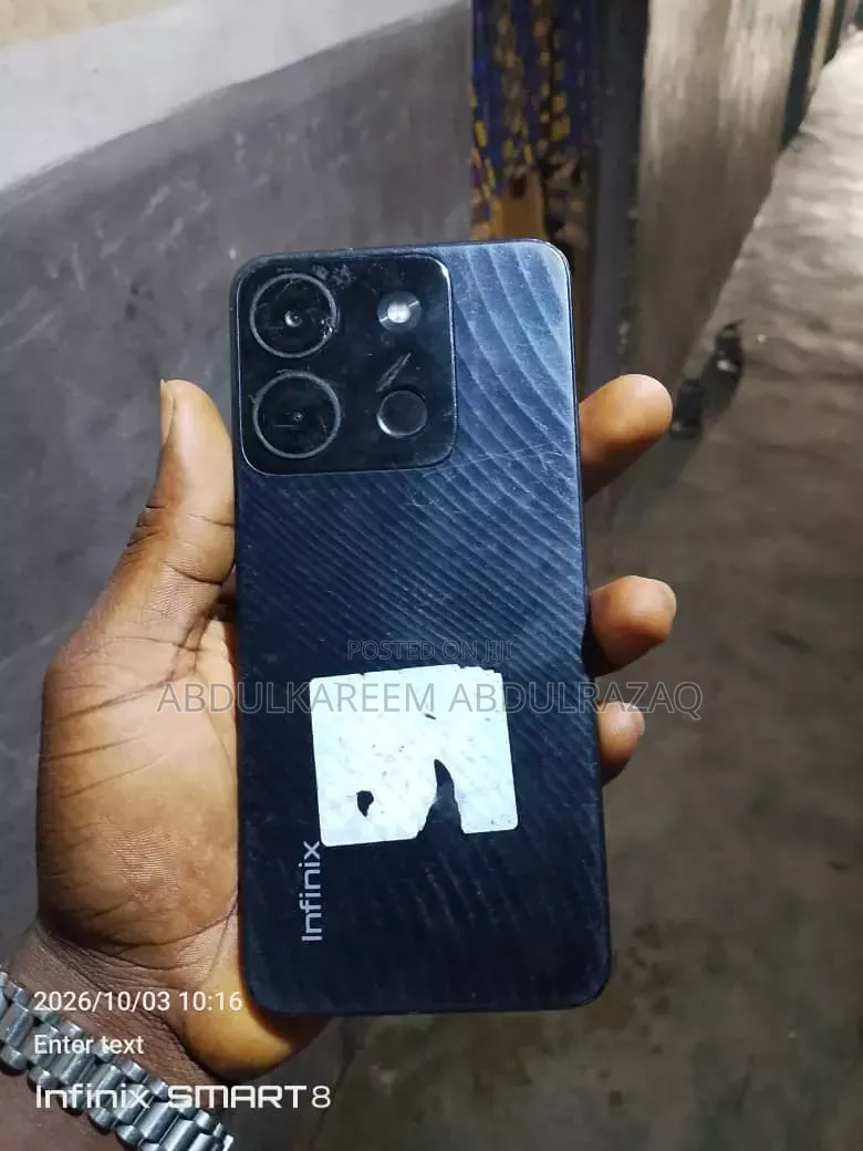 Infinix Smart 7 Plus 64 GB Black