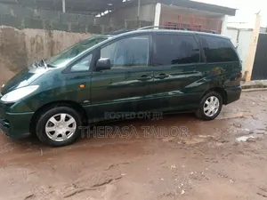 Toyota Previa 2003 Green