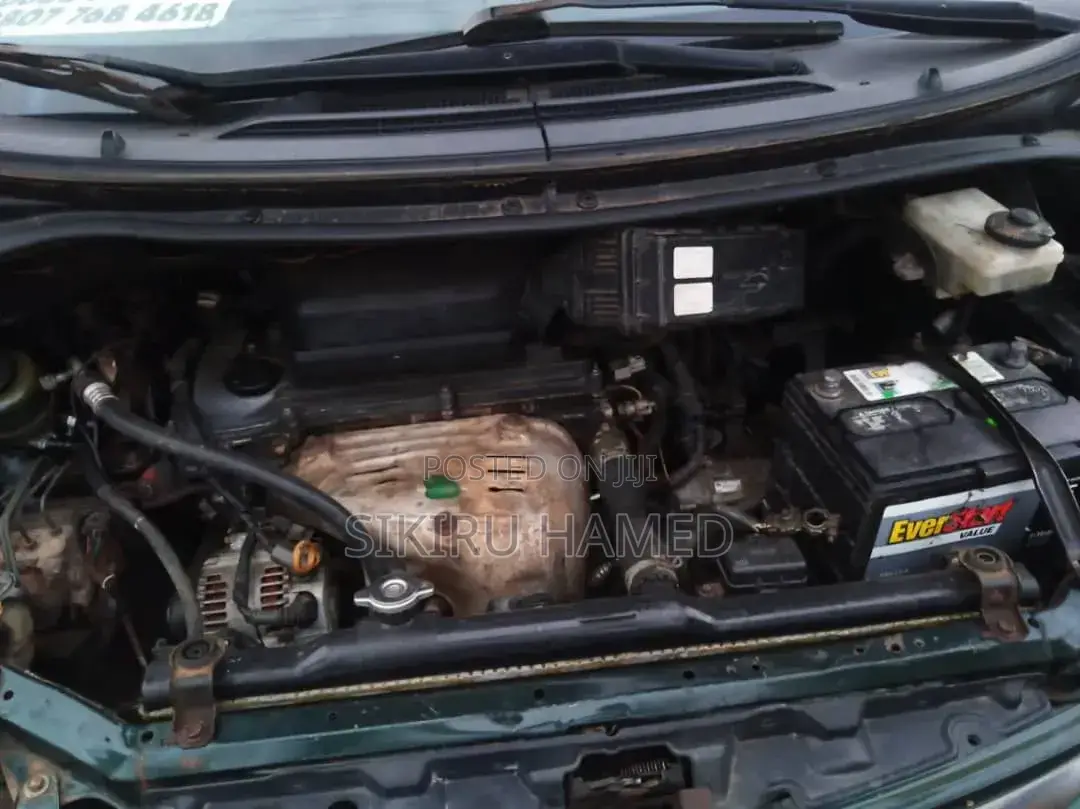 Toyota Previa 2003 Green