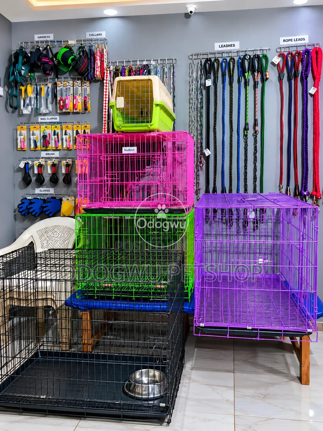 Collapsible Indoor Cage