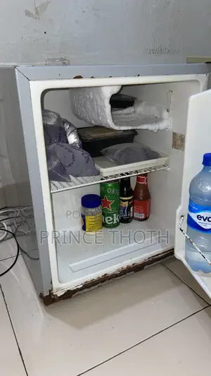 Whirlpool Mini Refrigerator