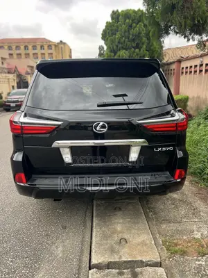 Lexus LX 570 AWD 2017 Black