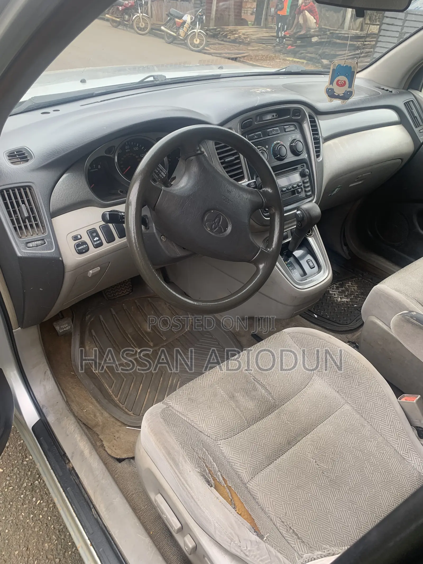 Toyota Highlander 2002 White