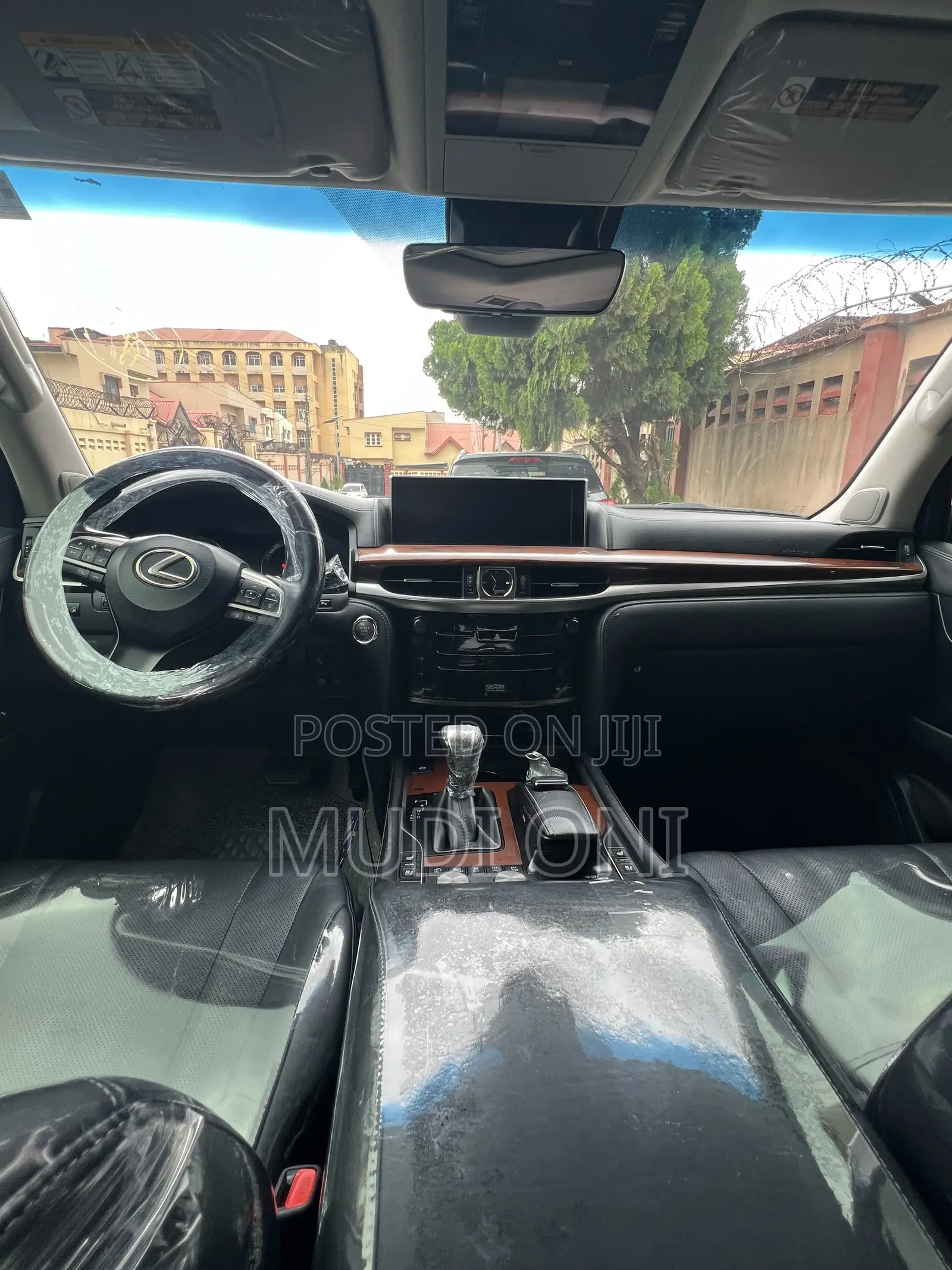 Lexus LX 570 AWD 2017 Black