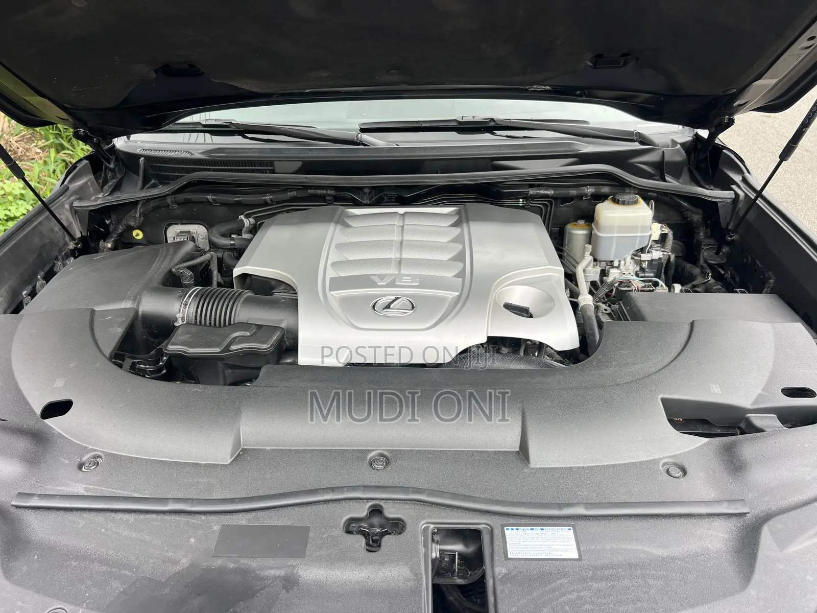 Lexus LX 570 AWD 2017 Black