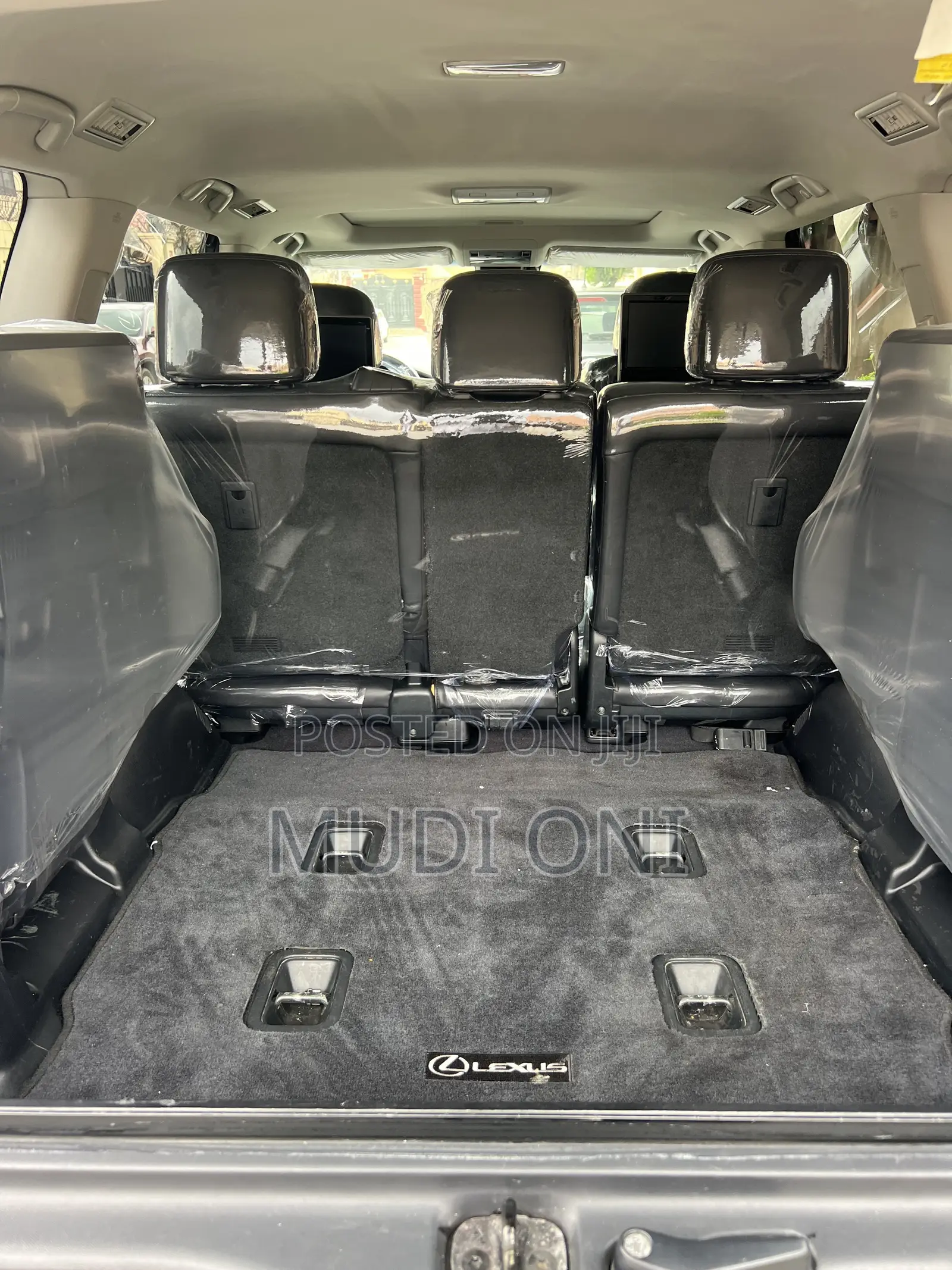 Lexus LX 570 AWD 2017 Black