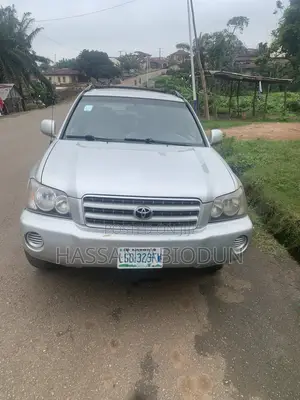 Toyota Highlander 2002 White