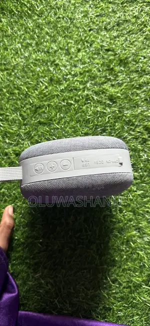 W.VIP-01 Portable Bluetooth MP3 Speaker