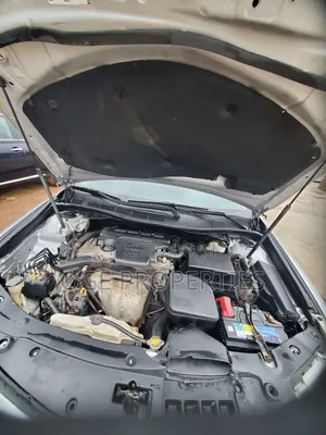 Toyota Camry 2012 Silver