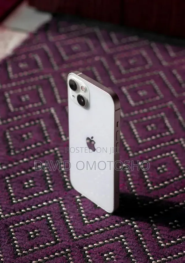 New Apple iPhone 13 256 GB White