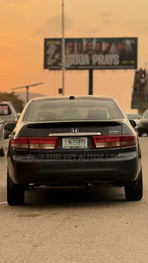 Honda Accord 2005 Gray