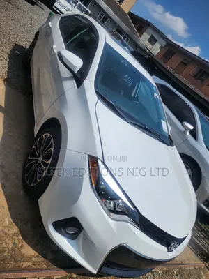 Toyota Corolla S 4dr Sedan (1.8L 4cyl CVT) 2014 White