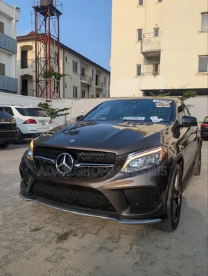 Mercedes-Benz GLE-Class 2017 Brown