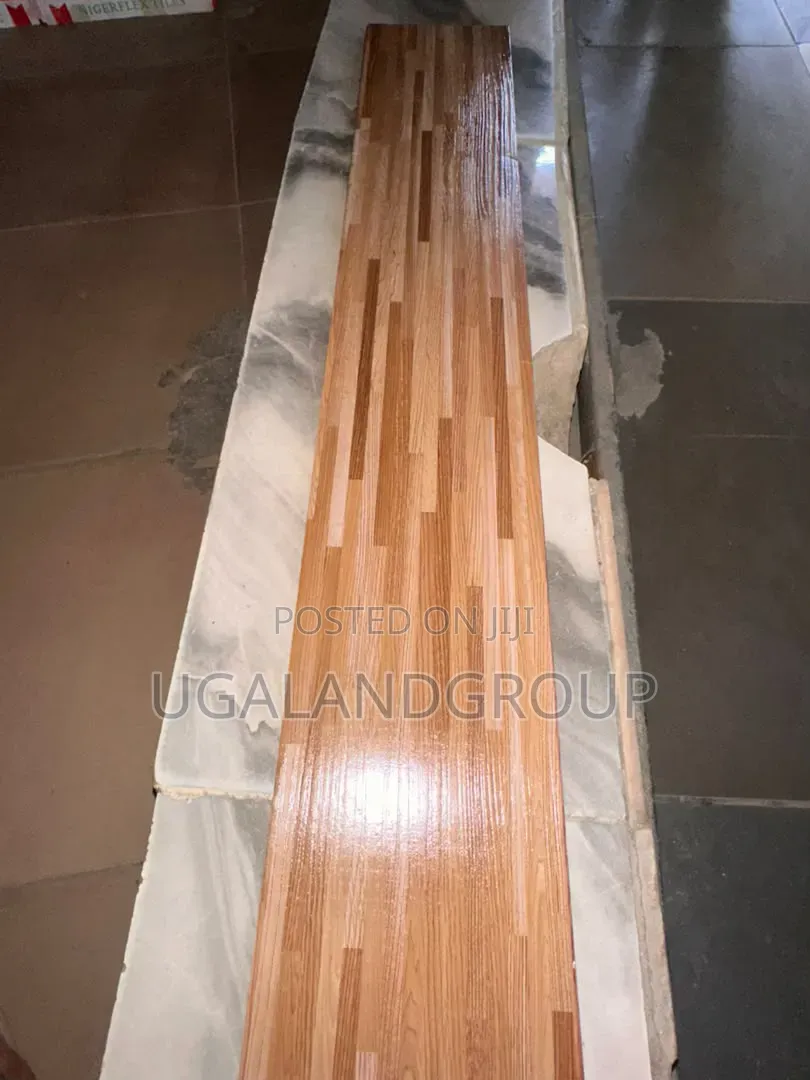 Natural Wood-Like Flooring Plank