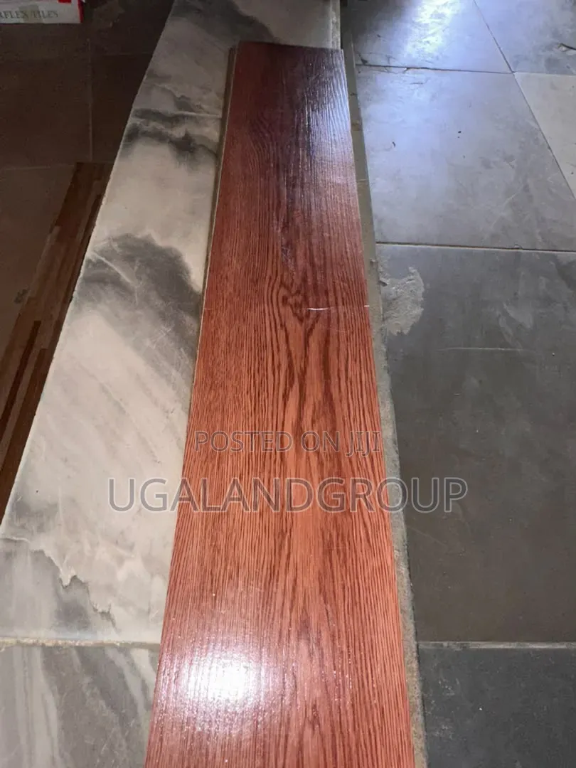 Natural Wood-Like Flooring Plank