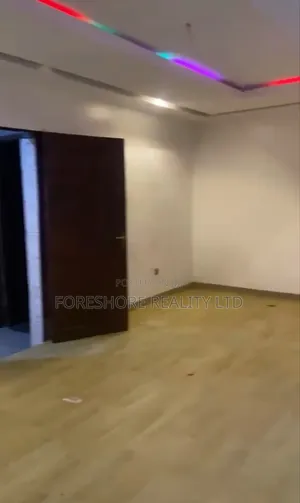 3bdrm Apartment in Agboyi for rent