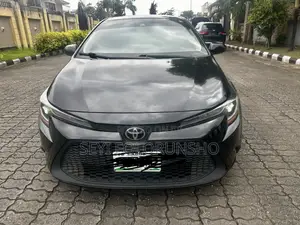 Toyota Corolla LE 2021 Black