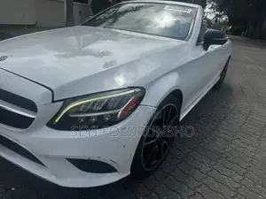 Mercedes-Benz C300 2019 White