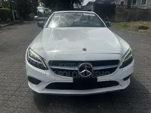 Mercedes-Benz C300 2019 White