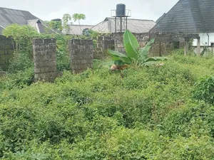 4bdrm Bungalow in Uncle P Road, Ethiope East for sale